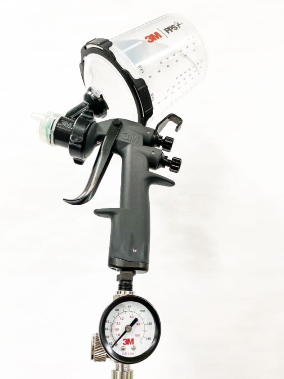 Pistolet natryskowy grawitacyjny 3M Performance 26832 z manometrem